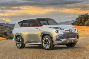 Mitsubishi Pajero, il nuovo modello atteso nel 2017 con sistema ibrido plug-in