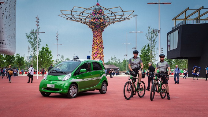 Mitsubishi i-MiEV, al fianco dei Forestali durante l’EXPO 2015