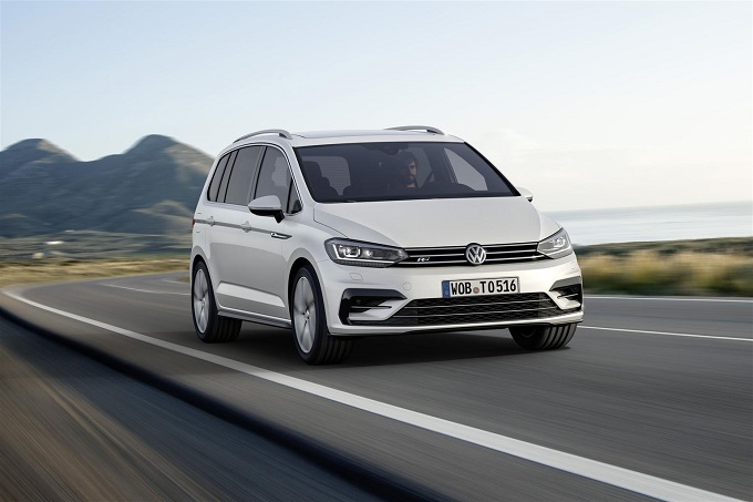 Nuova Volkswagen Touran, al Company Car Drive 2015 ci sarà il debutto italiano [FOTO]