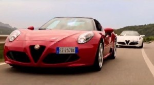 Alfa Romeo 4C Spider: fascino esclusivo in Costa Smeralda [VIDEO]