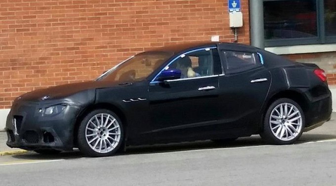 Alfa Romeo Giulia, è lei in questa FOTO SPIA?