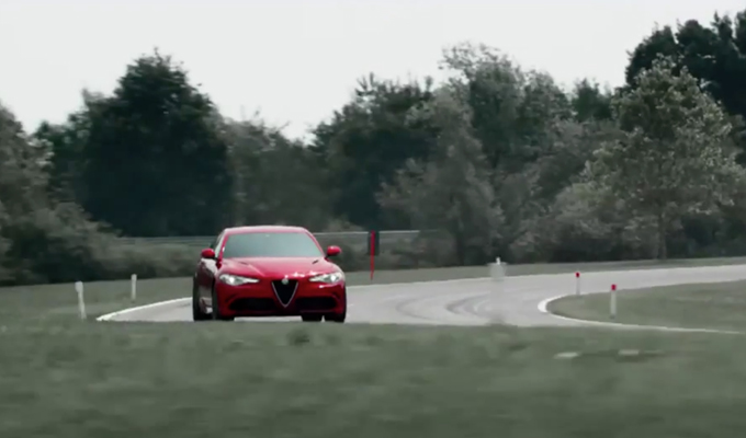 Alfa Romeo Giulia Quadrifoglio: il suono di un cuore grintoso [VIDEO]