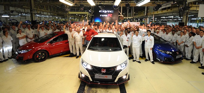 Honda Civic Type R, HUM sforna i primi tre esemplari