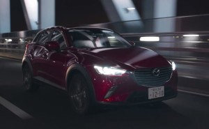 Nuovo Mazda CX-3 alla prova megalopoli tra le strade di Tokyo [VIDEO]