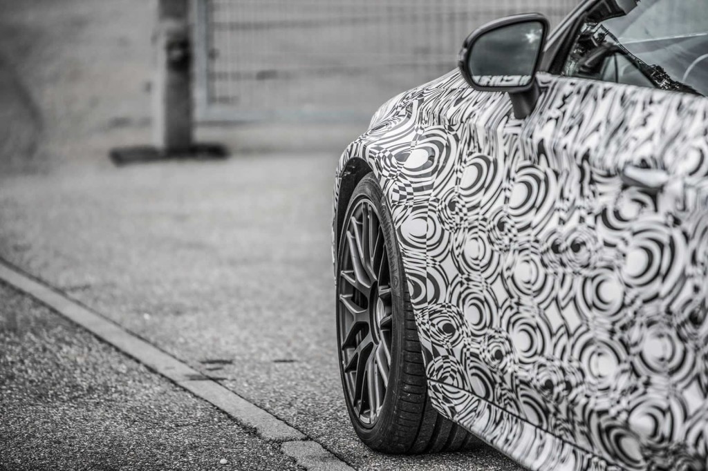 Mercedes AMG C63 S Coupé: è lei in questi teaser della Stella?