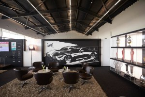 Mercedes AMG GT3 ricreata col nastro sulla parete [FOTO]