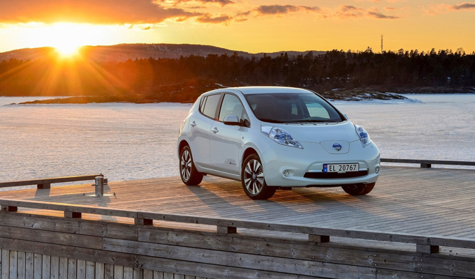 Nissan Leaf MY 2016: l’autonomia potrebbe aumentare grazie a una nuova batteria