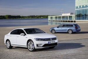 Nuova Volkswagen Passat GTE e Passat Variant GTE, le family cars plug-in ibride elettrizzeranno il mercato [FOTO]