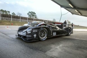 La Porsche 919 Hybrid scalda i motori al Nürburgring