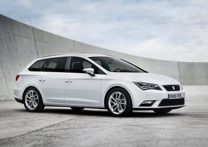 SEAT Leon Connect, il nuovo allestimento debutta in Italia