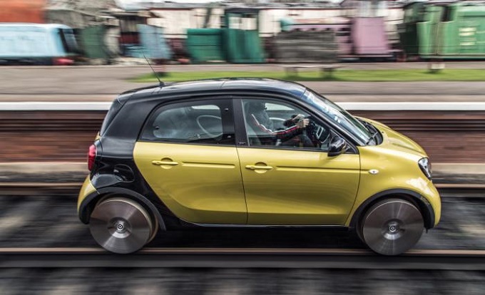 Smart ForFour ForRail, in Gran Bretagna viaggia un “treno speciale”