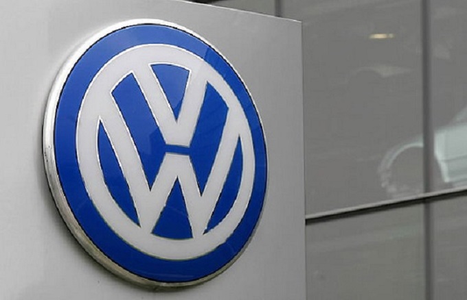 Volkswagen, tragedia in fabbrica: muore un operaio schiacciato da un robot