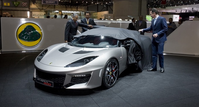 Lotus Evora 400,  Jean-Marc Gales conferma la versione roadster