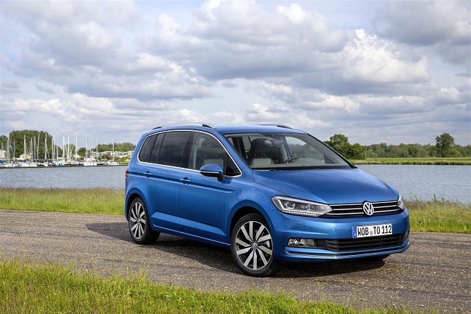 Nuova Volkswagen Touran, la nuova generazione è stata ottimizzata sotto tutti i punti di vista [FOTO]