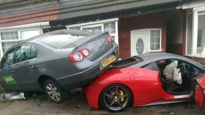 Ferrari 458 MY 2014, un noleggio finito decisamente male [FOTO]