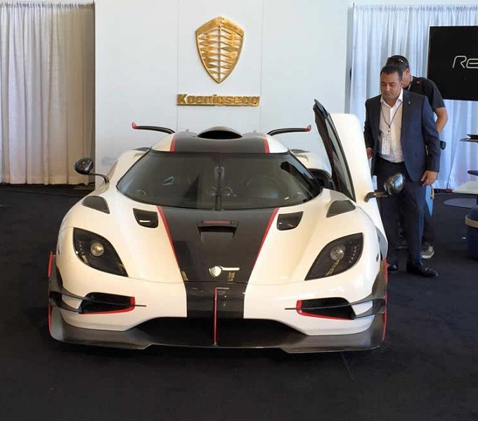 Koenigsegg One:1, l’hypercar debutta negli States [FOTO]