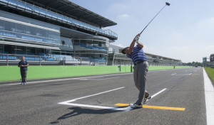 Autodromo Nazionale Monza: un drive di Manassero nel punto dove spingono i campioni [FOTO]