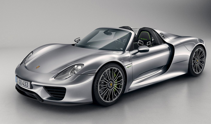 Porsche 918 Spyder: un viaggio nel luogo di nascita dell’esclusiva sportiva [VIDEO]