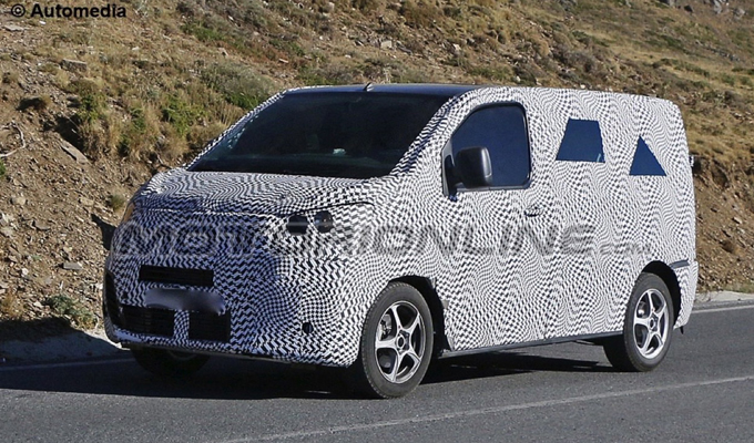 Citroën Jumpy MY 2016: un prototipo ripreso in azione [VIDEO SPIA]