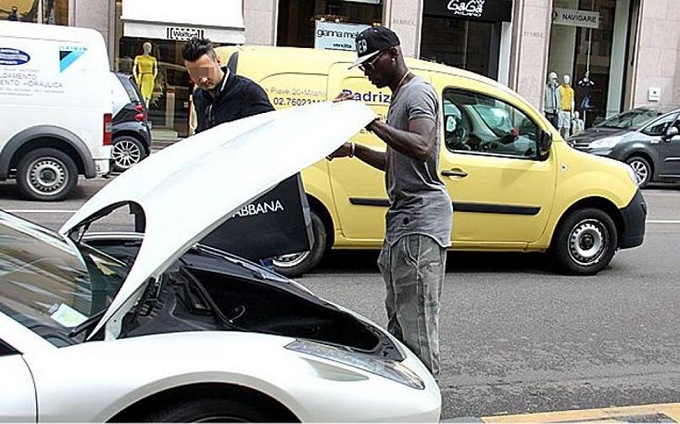 Mario Balotelli, patente ritirata per eccesso di velocità