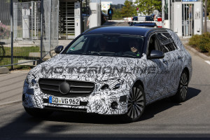 Nuova Mercedes Classe E station wagon beccata durante i test [FOTO SPIA]