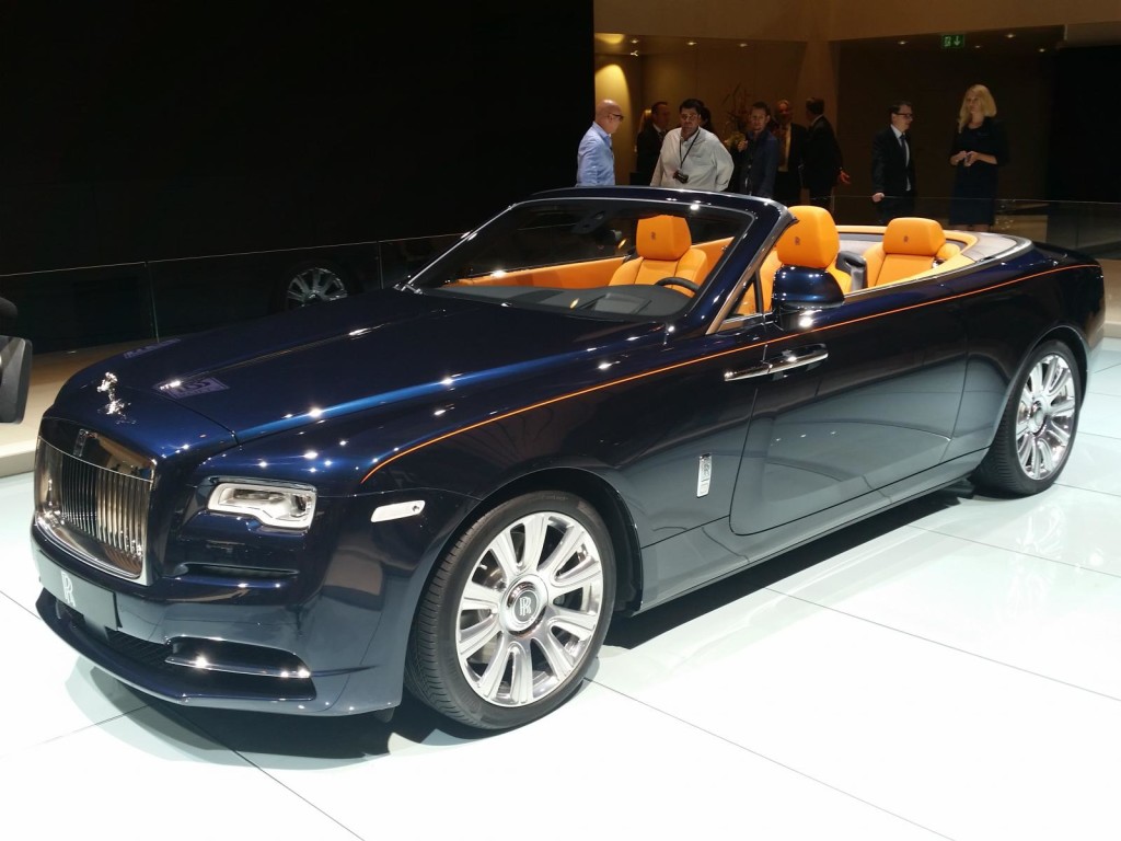 Rolls-Royce Dawn: scia di stile, lusso e prestigio che abbaglia Francoforte 2015 [FOTO LIVE]