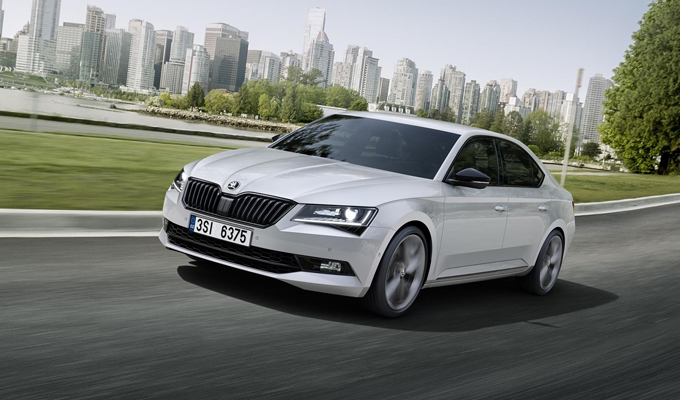 Skoda Superb SportLine: un tocco di sportività atteso a Francoforte