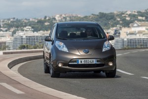La nuova Nissan Leaf arriva fino a 250 km di autonomia