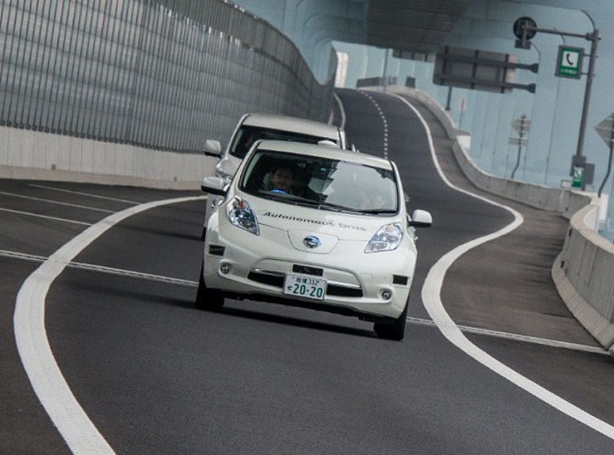 Nissan Leaf Piloted Drive 1.0 Concept, la guida autonoma è dietro l’angolo