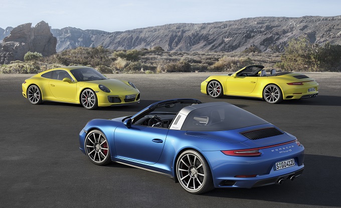 Porsche 911: svelate ufficialmente le nuove Carrera 4 e Targa 4 [FOTO]