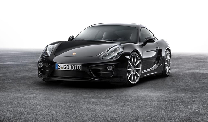Porsche Cayman Black Edition: il fascino oscuro della sportivitÃ