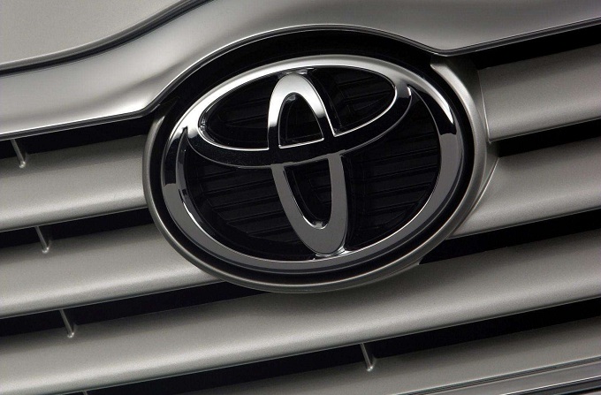 Toyota richiama 6,5 milioni di auto in tutto il mondo per problemi agli alzacristalli elettrici