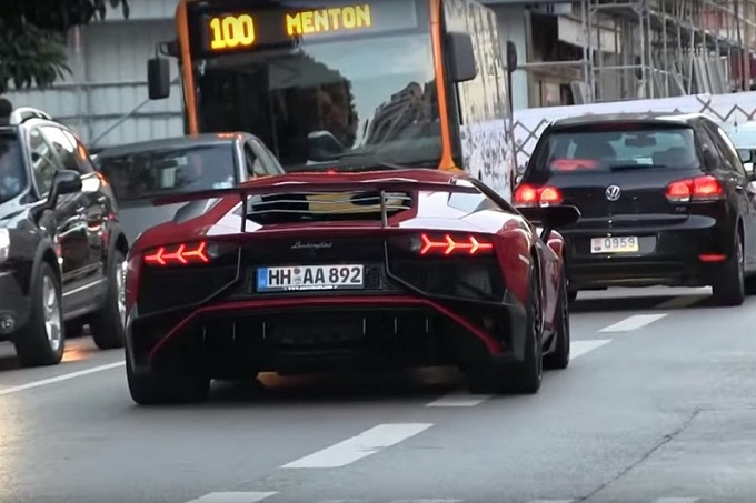 Lamborghini Aventador SV, chi la volesse noleggiare può recarsi a Montecarlo [VIDEO]