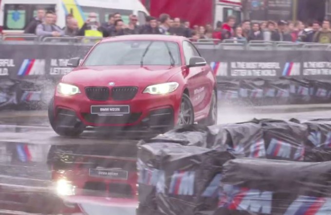 BMW Driving Experience, i modelli dell’Elica a tutto drift all’EICMA 2015 [VIDEO]