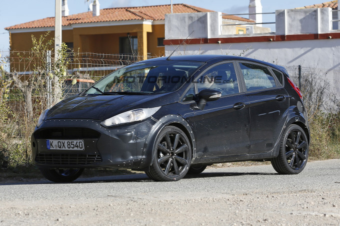 Ford Fiesta RS - Foto spia 26-11-2015