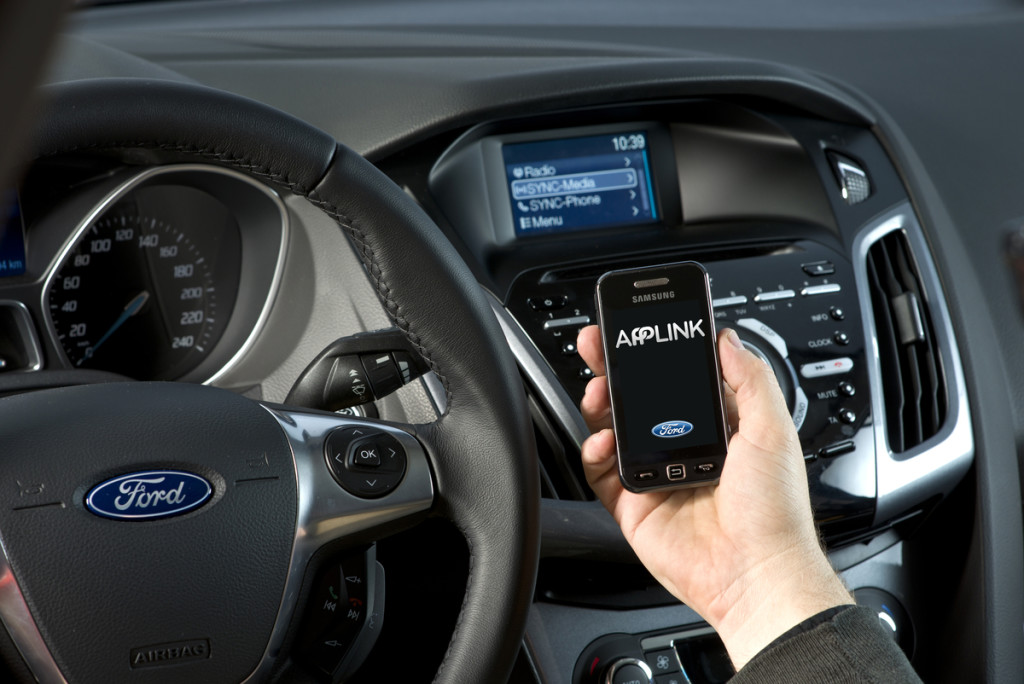 Ford porta in auto la connettività responsabile di Meople con SYNC AppLink