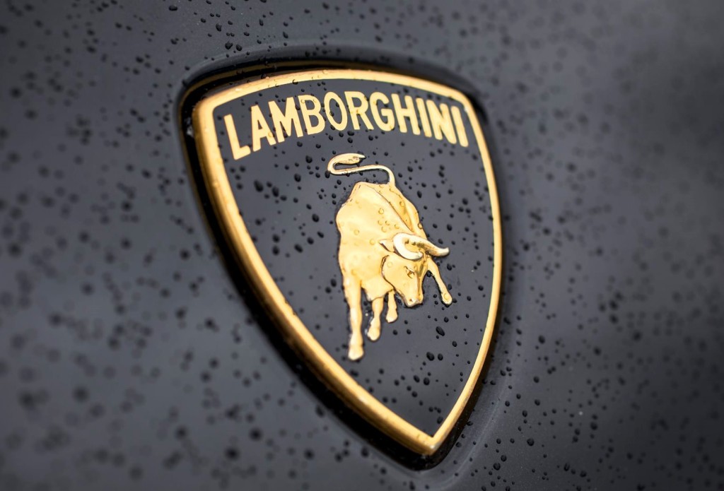 Lamborghini Centenario, supercar celebrativa in arrivo al Salone di Ginevra 2016