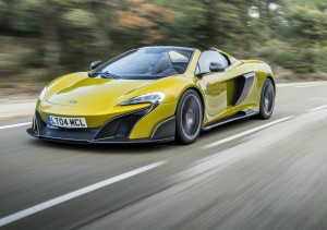 McLaren 675LT Spider in pista con Bruno Senna per festeggiare il tutto esaurito [FOTO e VIDEO]