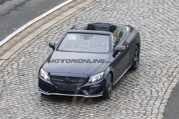 Mercedes Classe C Cabrio 2016 - Foto spia 16-12-2015