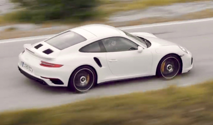 Porsche 911 Turbo MY 2016: una fluida progressione di potenza [VIDEO]