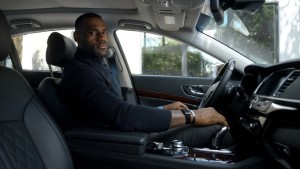Kia K900: LeBron James risponde alle critiche con un nuovo spot [VIDEO]