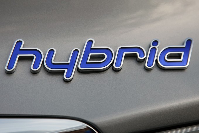 L’ibrido prende piede in Italia: a gennaio è record di vendite con il 2,1%