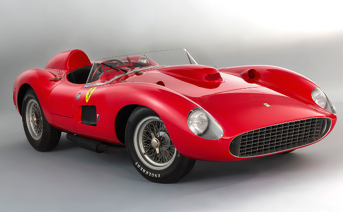 La Ferrari 335 S sbanca Parigi: quotazione record per la vettura del 1957