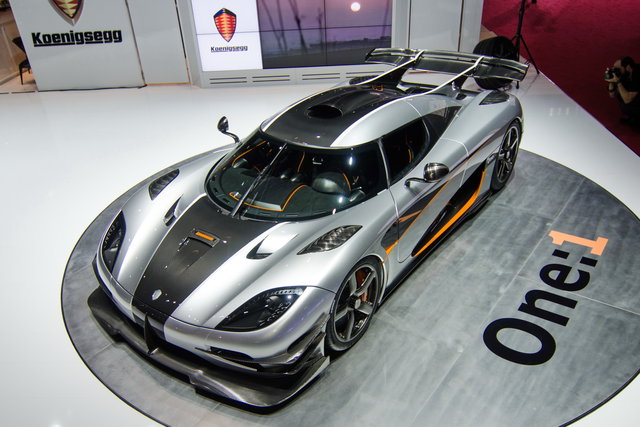 La prima megacar: Koenigsegg One:1 [VIDEO]