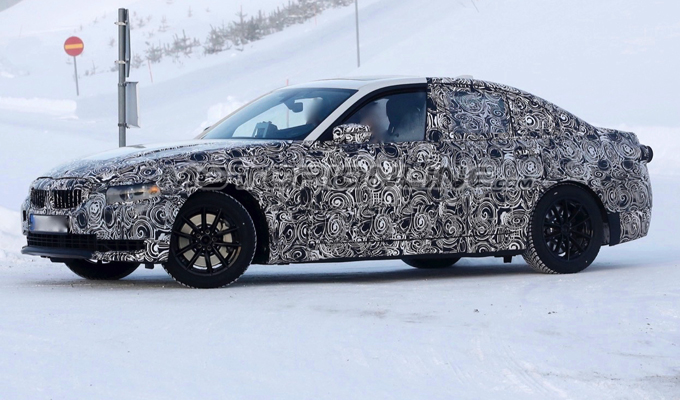 BMW Serie 3 MY 2018: un prototipo ripreso in un clima innevato [VIDEO SPIA]