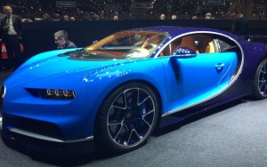Bugatti Chiron, l’esplosione di fascino e potenza invade il Salone di Ginevra [FOTO e VIDEO LIVE]