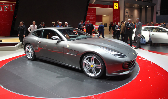 Ferrari GTC4Lusso: sintesi di fascino, tecnologia e prestazioni [VIDEO]