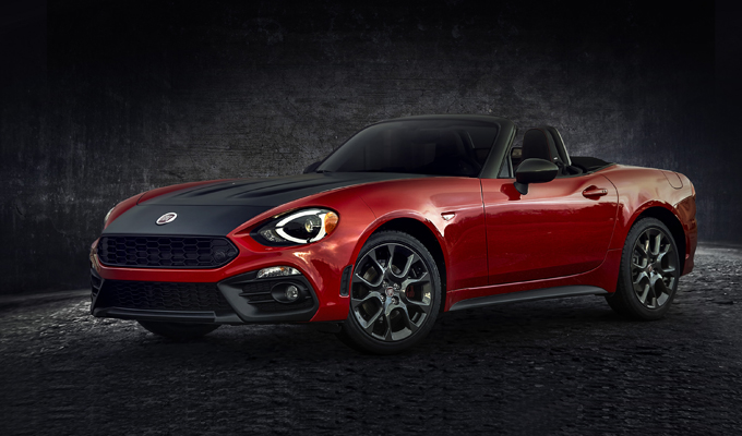 Fiat 124 Spider Elaborazione Abarth: accenni di sportività che attraggono