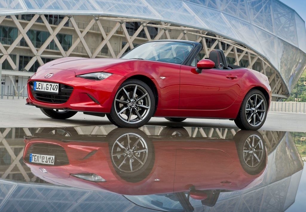 Mazda MX-5 Miata è la vincitrice del World Car of the Year 2016