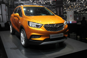 Opel Mokka X: FOTO LIVE dal Salone di Ginevra del rinnovato crossover del Fulmine